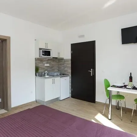 Apartment Providenca - Comfort With Balcony-3